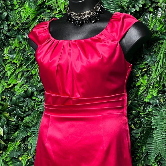 Max and Cleo Dress Size 12 Red Pleated Sleeveless Party Cocktail Career 2964 - Picture 6 of 11